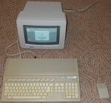 [Bild: Atari+1040STFM+%2B+STM1+%2B+SM124+-+1.jpg]